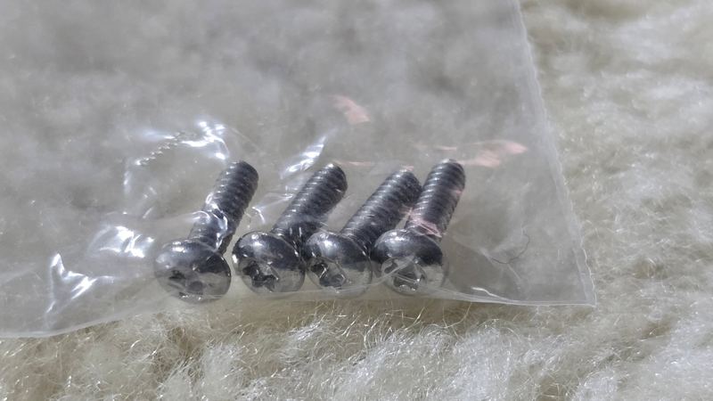 Tornillo para aceptador de monedas con arandela n.° 9545-020-004